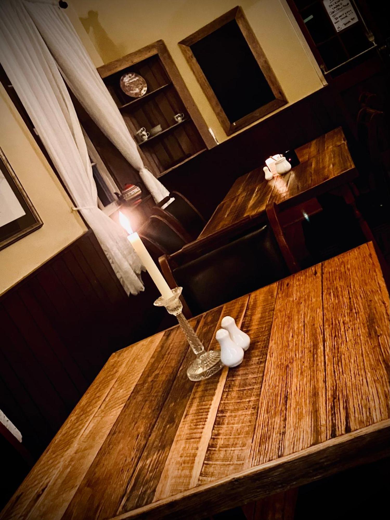 St Andrew'S Inn Conara Junction Екстериор снимка