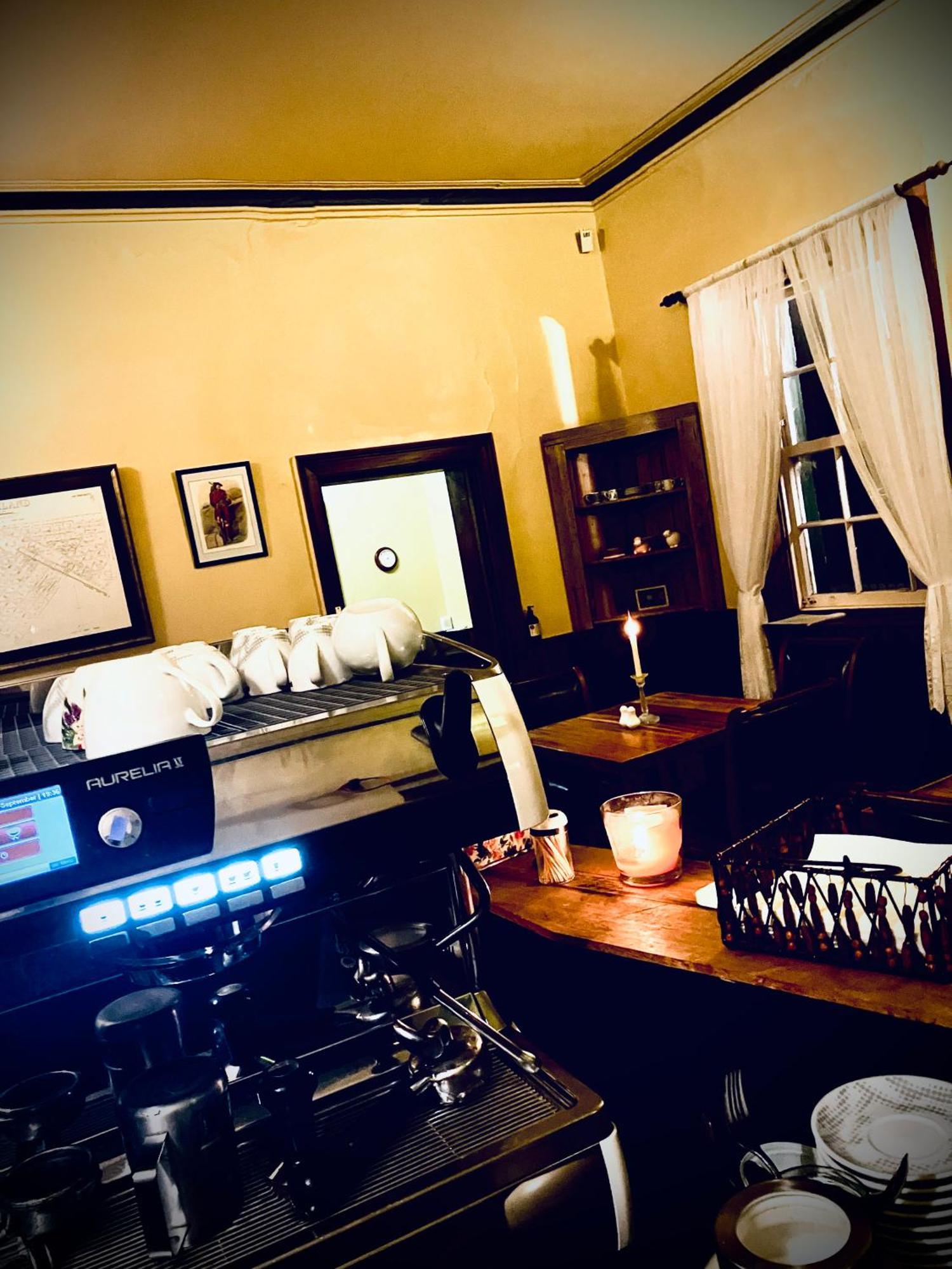 St Andrew'S Inn Conara Junction Екстериор снимка