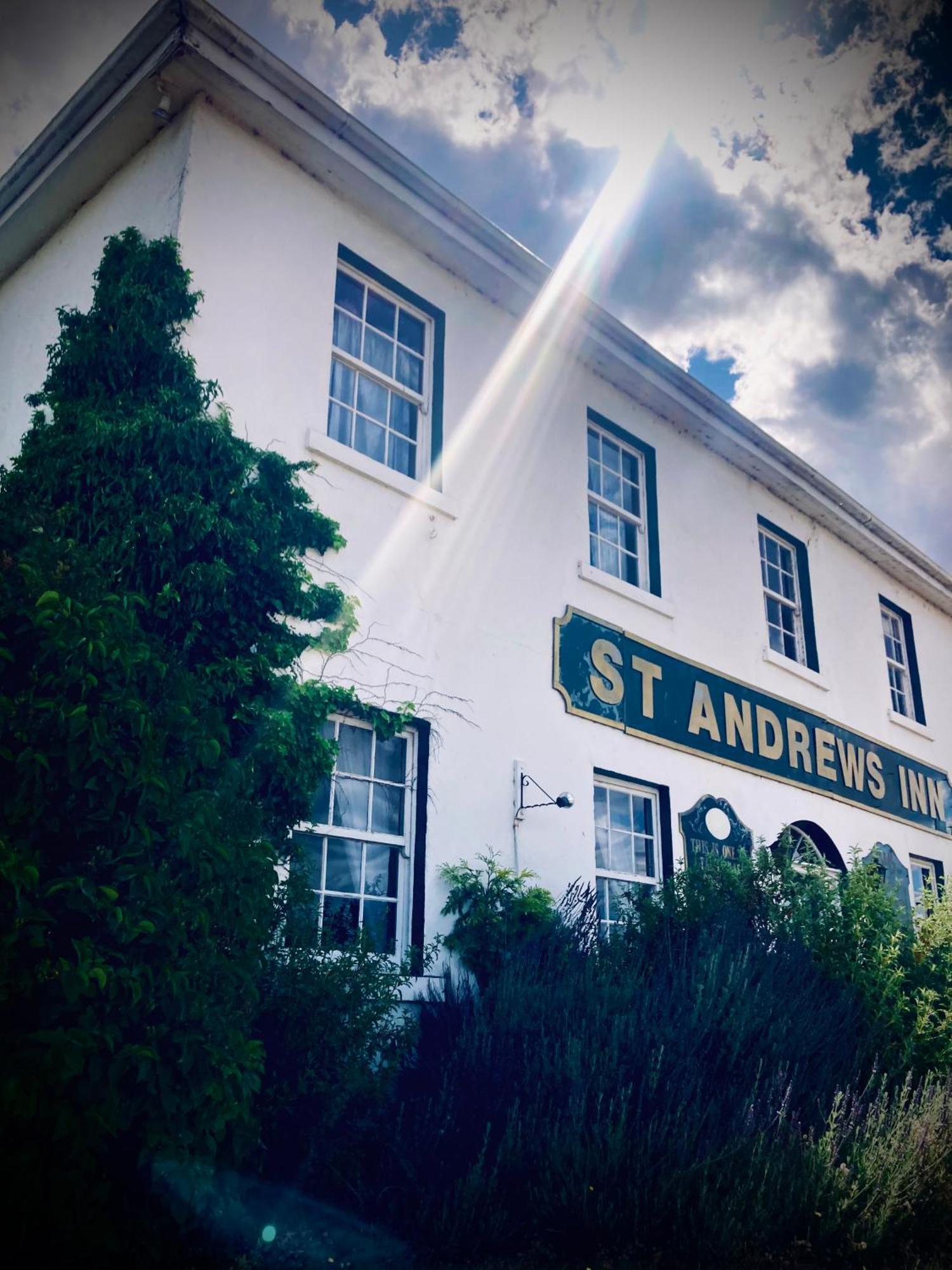 St Andrew'S Inn Conara Junction Екстериор снимка